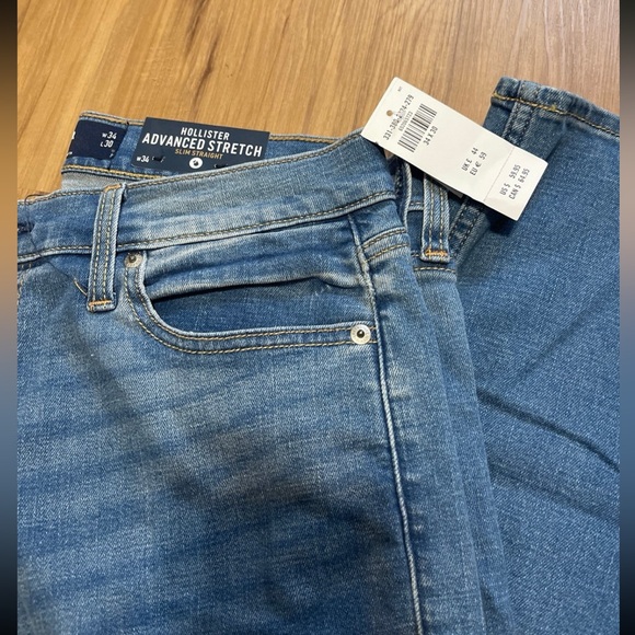 New Hollister Mens Jeans - Picture 2 of 3